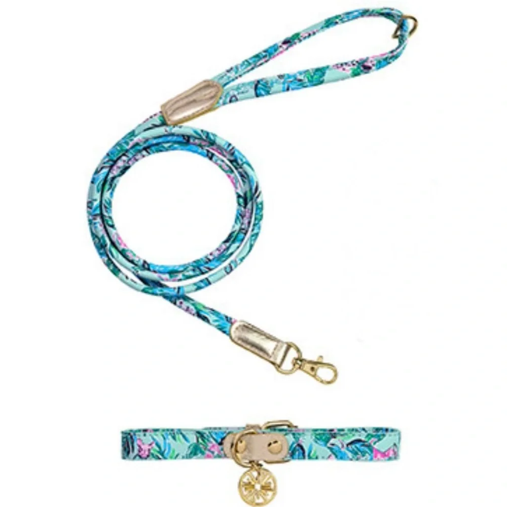 Lilly Pulitzer Dog Collar and Leash, Seasalt Blue Barking Up The Palm Tree